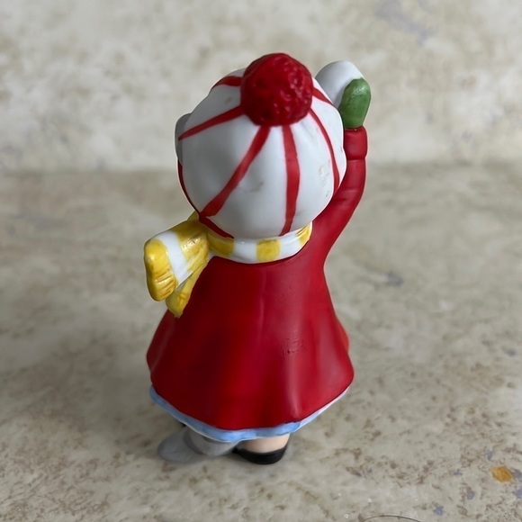 Schmid Kitty Cucumber Figurine Throw a Snowball 1989 - Picture 3 of 6